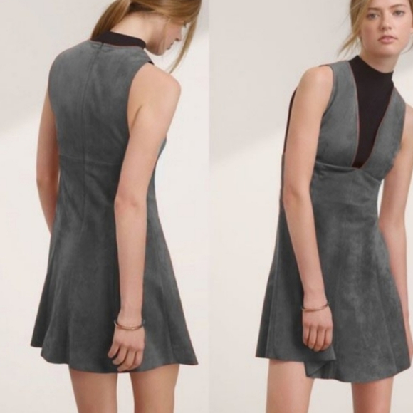 Aritzia Wilfred Montbrun Faux Suede Mini A-Line Dress w Plunging Neck Size 6 - Picture 16 of 16